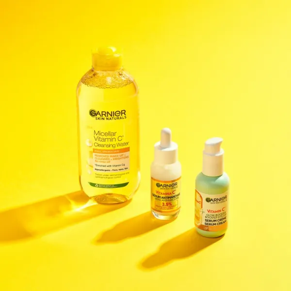 Garnier Skin Naturals Vitamin C krémové sérum pre rozjasnenie pleti s vitamínom C 50 ml
