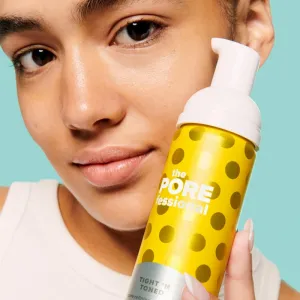 Benefit The POREfessional Tight 'n Toned tónovacia pena pre vyhladenie pleti a minimalizáciu pórov 133 ml