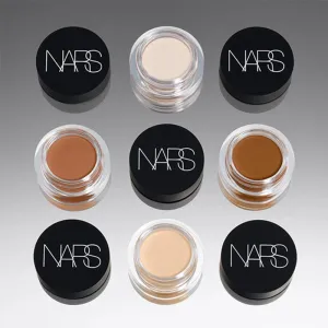 NARS Soft Matte Complete Concealer zmatňujúci korektor pre plné krytie odtieň MACADEMIA 6.2 g