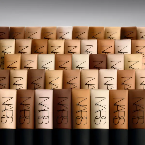 NARS SOFT MATTE Complete Foundation zmatňujúci make-up odtieň HUAHINE 45 ml