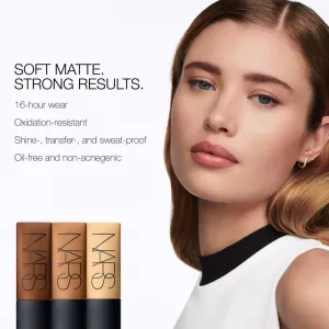 NARS SOFT MATTE Complete Foundation zmatňujúci make-up odtieň HUAHINE 45 ml