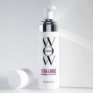 Color WOW Xtra Large Bombshell Volumizer stylingová pena pre objem vlasov 195 ml
