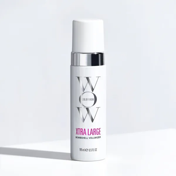 Color WOW Xtra Large Bombshell Volumizer stylingová pena pre objem vlasov 195 ml