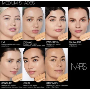 NARS Light Reflecting™ Foundation rozjasňujúci make-up pre prirodzený vzhľad odtieň SANTA FE 30 ml