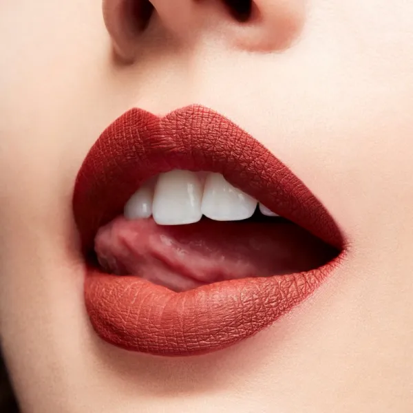 MAC Cosmetics Locked Kiss Ink 24HR Lipcolour dlhotrvajúci matný tekutý rúž odtieň Sophistry 4 ml