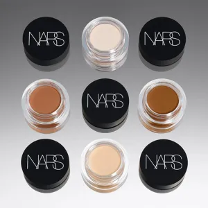NARS Soft Matte Complete Concealer zmatňujúci korektor pre plné krytie odtieň HONEY 6.2 g