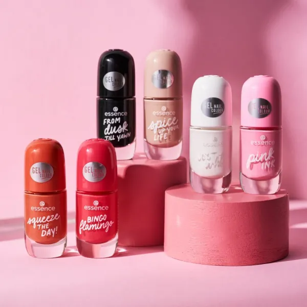 essence Gel Nail Colour lak na nechty odtieň 46 FROM dusk TILL YAWN 8 ml