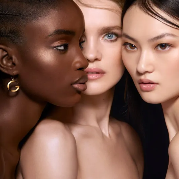 GUERLAIN Parure Gold 24K rozjasňujúca podkladová báza pod make-up s 24karátovým zlatom Gold 35 ml