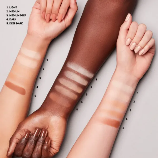 MAC Cosmetics Studio Fix Pro Set + Blur Weightless Loose Powder zmatňujúci fixačný púder odtieň Medium Deep 6,5 g
