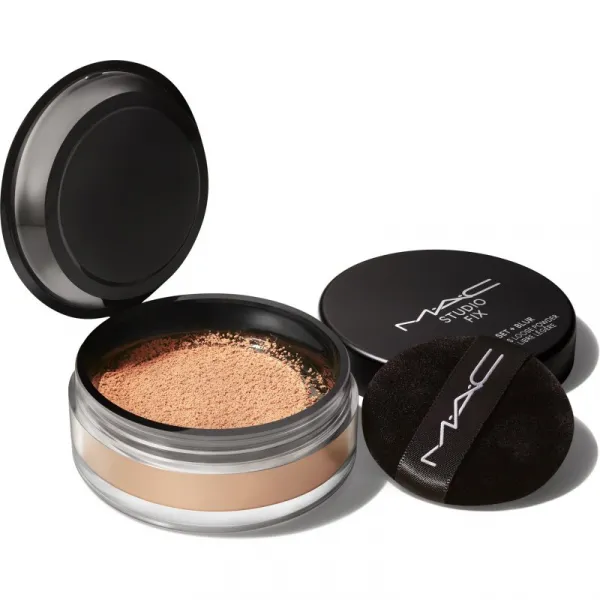 MAC Cosmetics Studio Fix Pro Set + Blur Weightless Loose Powder zmatňujúci fixačný púder odtieň Medium Deep 6,5 g