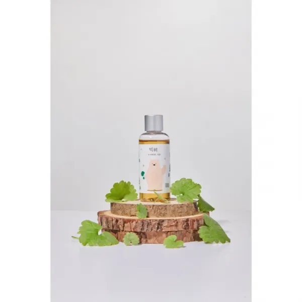 mixsoon Centella Asiatica Soondy hydratačná esencia s upokojujúcim účinkom 100 ml