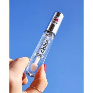 Essence Extreme Shine lesk na pery pre väčší objem odtieň 01 Crystal Clear 5 ml