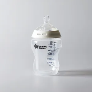 Tommee Tippee Natural Start Anti-Colic samosterilizačná dojčenská fľaša Medium Flow 3 m+ 2x340 ml
