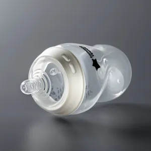 Tommee Tippee Natural Start Anti-Colic samosterilizačná dojčenská fľaša Medium Flow 3 m+ 2x340 ml