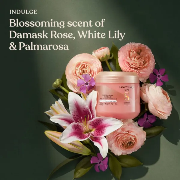 Sanctuary Spa Lily & Rose Collection ošetrujúci telový peeling s vôňou kvetín 300 g