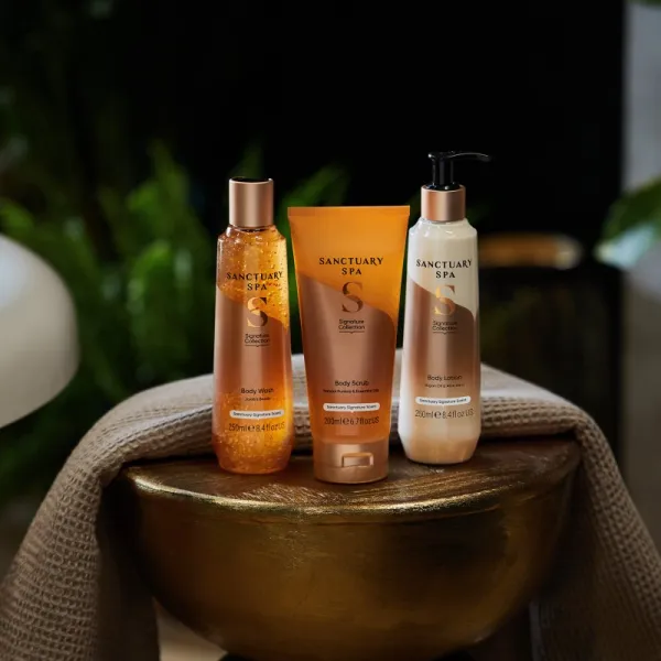 Sanctuary Spa Signature Collection osviežujúci sprchový gél 250 ml
