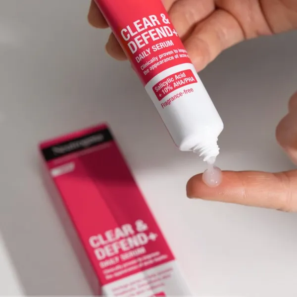 Neutrogena Clear & Defend+ sérum proti akné 30 ml