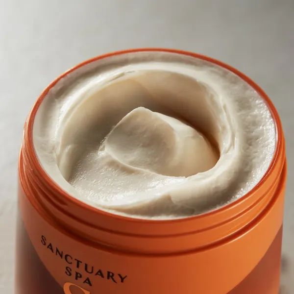 Sanctuary Spa Signature Natural Oils telové suflé s hydratačným účinkom 300 ml