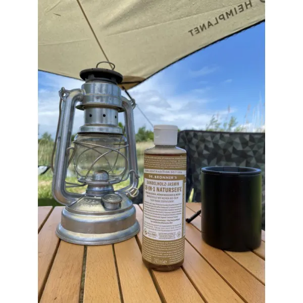 Dr. Bronner’s Sandalwood & Jasmine tekuté univerzálne mydlo 240 ml