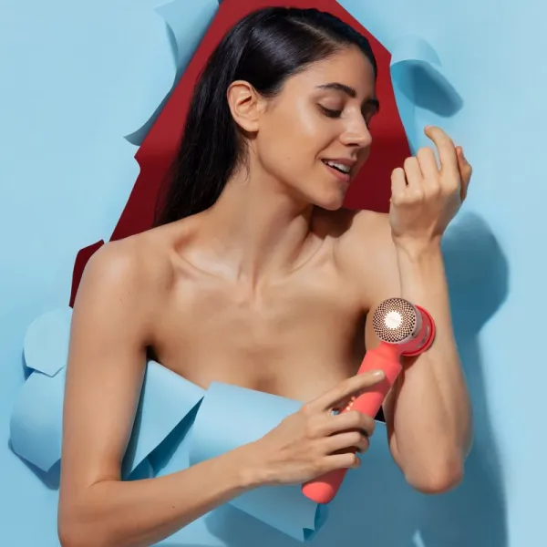 FOREO PEACH™ 2 IPL systém prevencie rastu nových chĺpkov Peach 1 ks