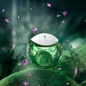 Issey Miyake A drop d'Issey Essentielle parfumovaná voda pre ženy 50 ml