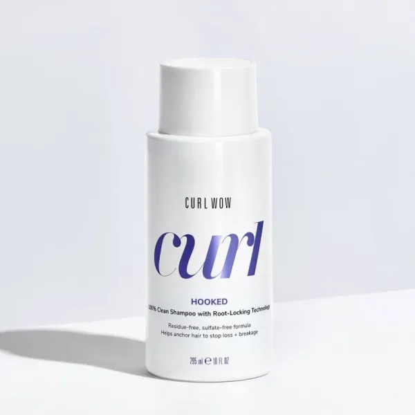 Color WOW Curl Hooked ošetrujúci šampón pre vlnité a kučeravé vlasy 295 ml