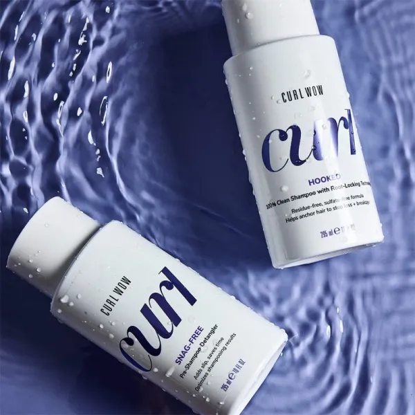 Color WOW Curl Hooked ošetrujúci šampón pre vlnité a kučeravé vlasy 295 ml