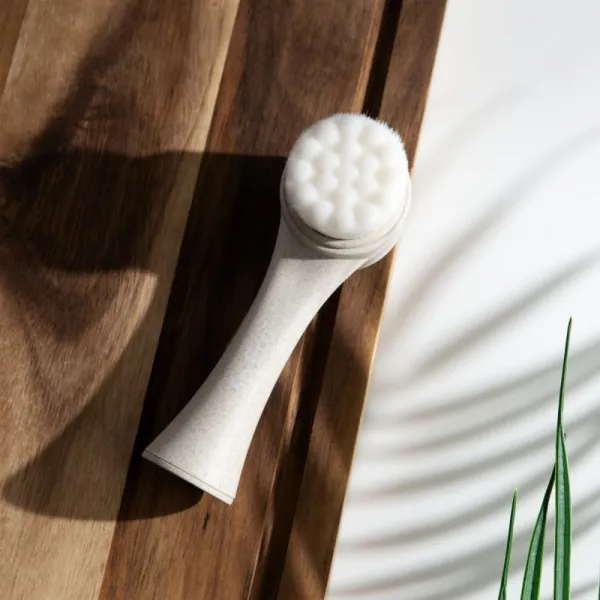 So Eco Facial Cleansing Brush obojstranná čistiaca kefka na pleť s kompostovateľnou rukoväťou 1 ks