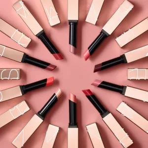 NARS Afterglow Sensual Shine Lipstick hydratačný lesklý rúž odtieň DEVOTION 1.5 g