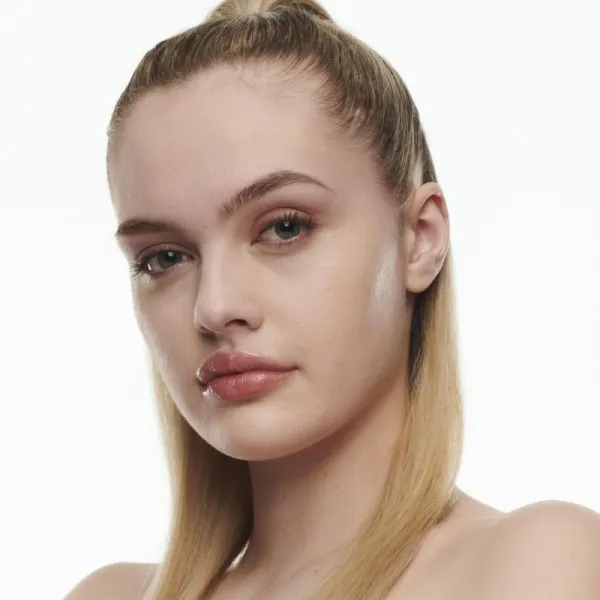 MAC Cosmetics Studio Radiance Serum-Powered Foundation hydratačný make-up odtieň N11 30 ml
