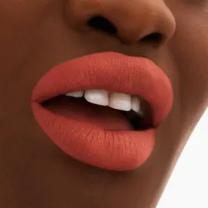 MAC Cosmetics Locked Kiss 24h Lipstick dlhotrvajúci rúž s matným efektom odtieň Mull It Over & Over 1,8 g