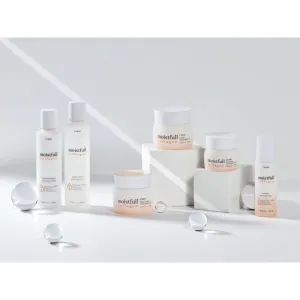 ETUDE Moistfull Collagen hĺbkovo hydratačný krém s kolagénom 75 ml