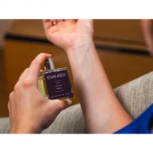 Tomas Arsov Fig Caviar Wood parfém s vôňou figových listov 50 ml