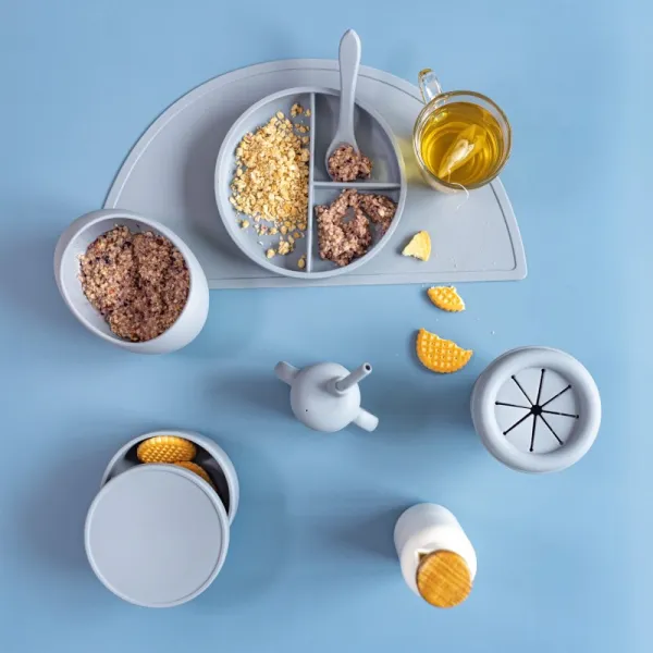 Zopa Silicone Divided Plate delený tanier s prísavkou Dove Grey 1 ks