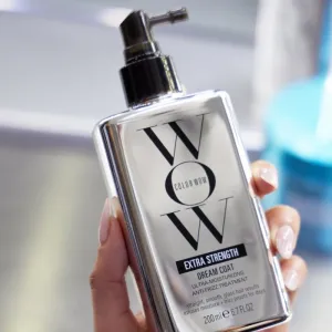 Color WOW Dream Coat Extra Strength Spray sprej proti krepovateniu pre kučeravé vlasy 200 ml