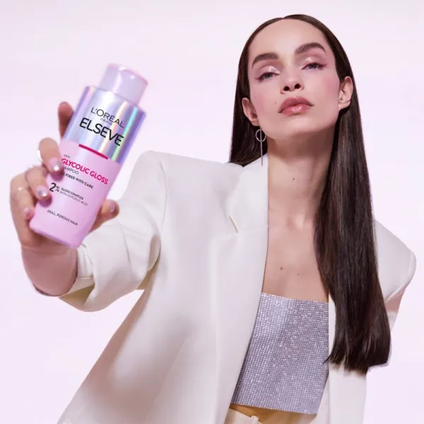 L’Oréal Paris Elseve Glycolic Gloss revitalizačný šampón pre rozžiarenie mdlých vlasov 200 ml