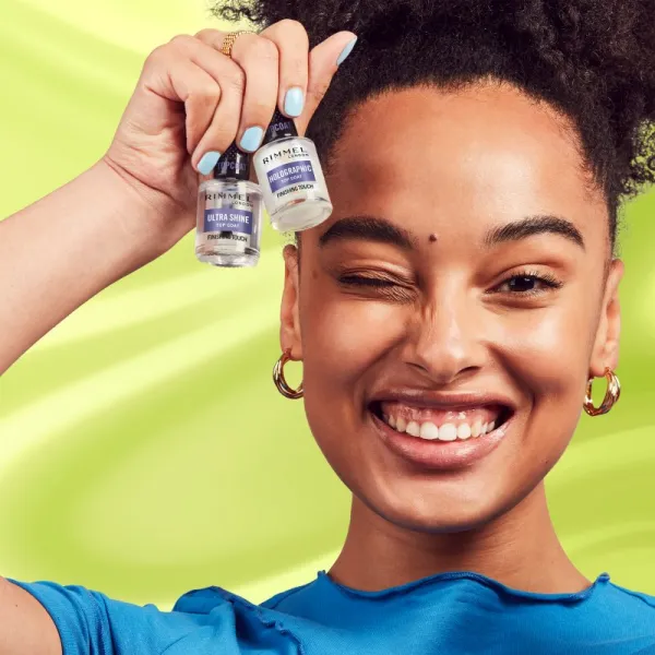 Rimmel Ultra Shine vrchný lak na nechty pre dokonalú ochranu a intenzívny lesk 12 ml