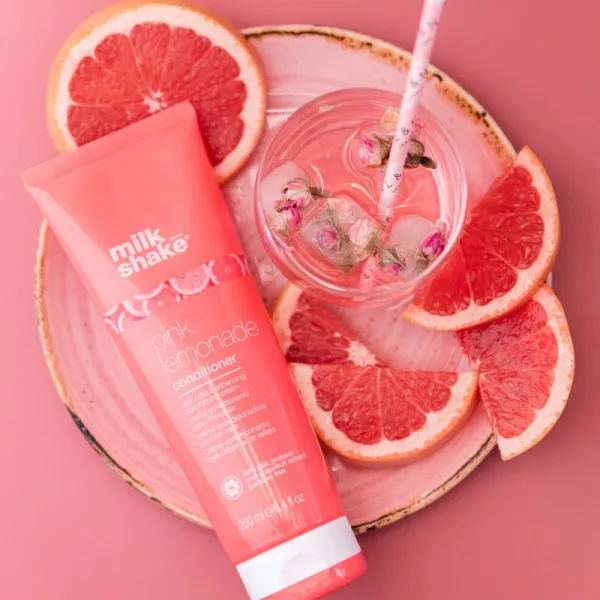 milk_shake® Pink Lemonade Conditioner tónovací kondicionér pre blond vlasy odstín Pink 250 ml