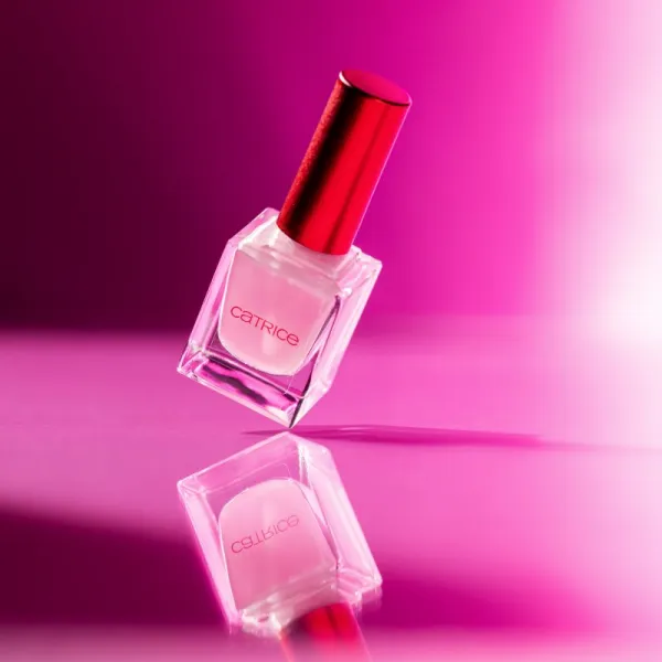 Catrice HEART AFFAIR lak na nechty odtieň C02 Crazy In Love 10,5 ml