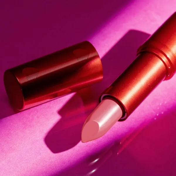Catrice HEART AFFAIR lesklý rúž odtieň C02 In A Heartbeat 3,8 g
