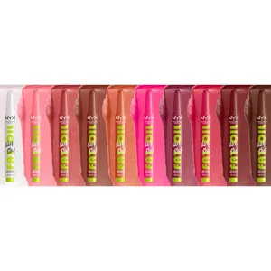NYX Professional Makeup Fat Oil Slick Click tónovací balzam na pery odtieň 06 Hits Different 2 g