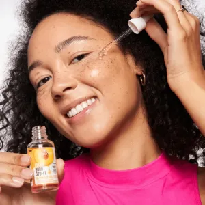 essence Hello, Good Stuff! regeneračné sérum s ceramidmi 30 ml