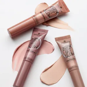 essence BABY GOT GLOW tekutý rozjasňovač odtieň 10 Sassy In Silk 10 ml