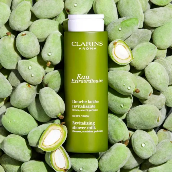 Clarins Eau Extraordinaire Revitalizing Shower Milk sprchové mlieko proti vysušovaniu pokožky 200 ml