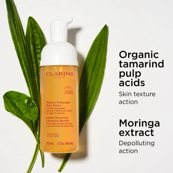 Clarins Cleansing Gentle Renewing Cleansing Mousse jemná čistiaca pena pre všetky typy pleti 150 ml
