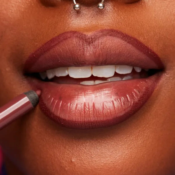 NYX Professional Makeup Line Loud Vegan kontúrovacia ceruzka na pery s matným efektom odtieň 35 - No Wine Ing 1,2 g