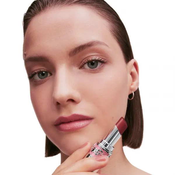 Yves Saint Laurent Loveshine Lipstick hydratačný lesklý rúž pre ženy 154 Love Berry 3,2 g