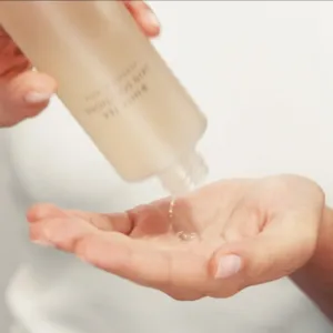 Elizabeth Arden White Tea Skin Solutions Moisture Infusing Bi-phase Toning Lotion hydratačné tonikum na dvojfázové ošetrenie pleti pre ženy 200 ml
