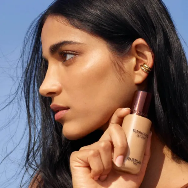 GUERLAIN Terracotta Concealer dlhotrvajúci korektor odtieň 6N Neutral 11,5 ml