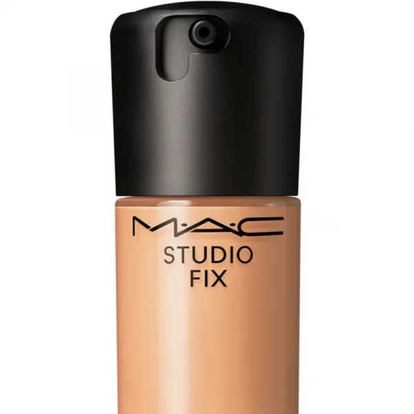 MAC Cosmetics Studio Fix Fluid SPF 15 24HR Matte Foundation + Oil Control zmatňujúci make-up SPF 15 odtieň NC18 30 ml